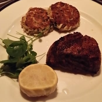Pacific Dining Car - Filet minon with crab cakes. Also came with a side of brocoli - Steakhouses Near Me - Los Angeles, California Pacific Dining Car - Filet minon with crab cakes. Also came with a side of brocoli - Steakhouses Near Me - Los Angeles, California