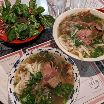 Pho Ba - Pho dac biet small and large - Vietnamese Near Me - Seattle, Washington