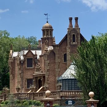 Haunted Mansion - Haunted Mansion - Haunted Houses Near Me - Orlando, Florida