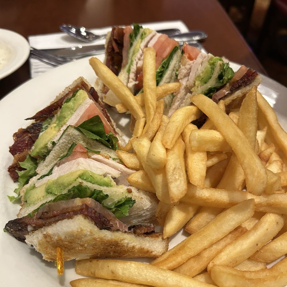 Du-par's Restaurant and Bakery - American Near Me - Las Vegas, Nevada Du-par's Restaurant and Bakery - American Near Me - Las Vegas, Nevada