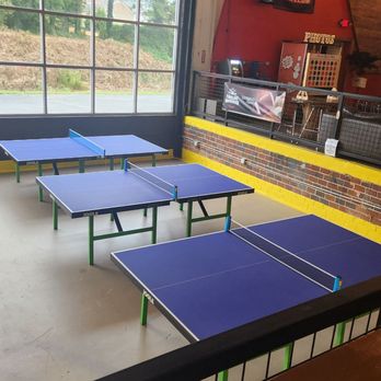 Fowling Warehouse - American Near Me - Atlanta, Georgia