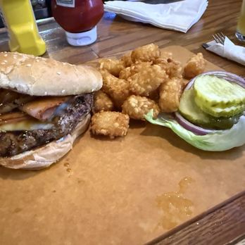 Becks Place - Burgers Near Me - Overland Park, Kansas Becks Place - Burgers Near Me - Overland Park, Kansas