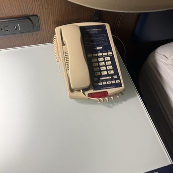 DoubleTree by Hilton Hotel Annapolis - Look the 1960s want this phone back - Hotels Near Me - Annapolis, Maryland DoubleTree by Hilton Hotel Annapolis - Look the 1960s want this phone back - Hotels Near Me - Annapolis, Maryland