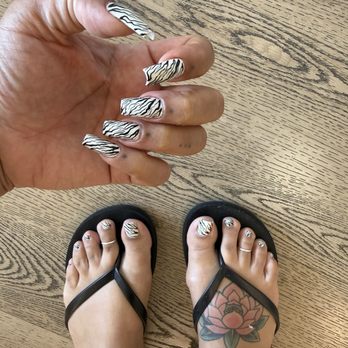 Ame Nail Bar - Gel mani & pedi - Nail Salons Near Me - Costa Mesa, California