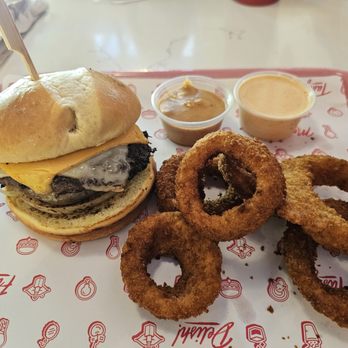 Baby's - Bam burger, o'rings #yum #ReviewsByRL - American Near Me - Indianapolis, Indiana