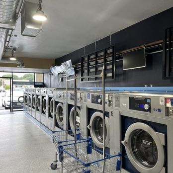 WaveMax Laundry - Washing machines - Laundromat Near Me - Tustin, California WaveMax Laundry - Washing machines - Laundromat Near Me - Tustin, California