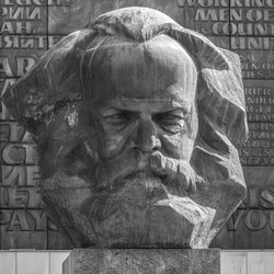 Karl Marx Monument - Karl Marx Monument
