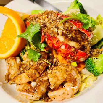 Krung Thai -  shrimp and vegetables - Thai Near Me - Garden City, Idaho