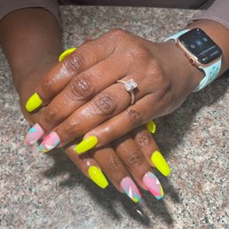 Full set by Ivy she can handle any design you ask for.