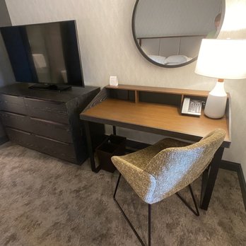 Kimpton Armory Hotel Bozeman - A place to get some work done - Hotels Near Me - Bozeman, Montana Kimpton Armory Hotel Bozeman - A place to get some work done - Hotels Near Me - Bozeman, Montana