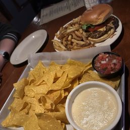 Queso and veggie burger Queso and veggie burger