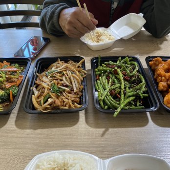 Mom Wong Kitchen - Everything is good except Mongolian beef - there are more onions than beed - Chinese Near Me - Camarillo, California