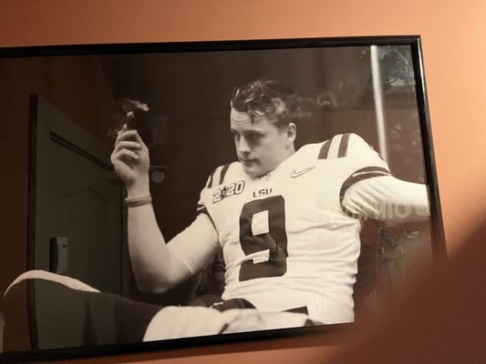 Magnolia Cafe by null