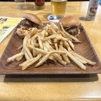 Kona Tap Room - Lounges Near Me - Waikoloa, Hawaii