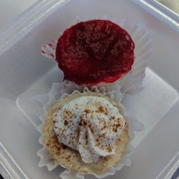 Cheesecake minis--strawberry and banana pudding Cheesecake minis--strawberry and banana pudding