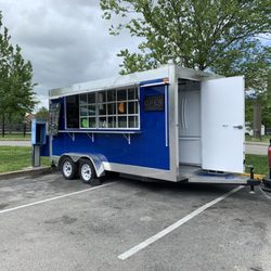 Los Compadres - Taco truck