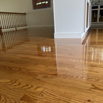 Fuentes Flooring - Golden oak stain with oil polyurethane finish! - Flooring Near Me Fuentes Flooring - Golden oak stain with oil polyurethane finish! - Flooring Near Me