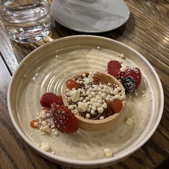 Parcheggio - White Chocolate Tarte - Italian Near Me - Toronto, Ontario