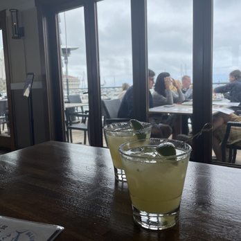 Bluewater Grill - Margaritas - Seafood Near Me - Avalon, California