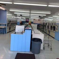 Hayden Laundry Center - Nice clean laundry with fans, top and side loaders.