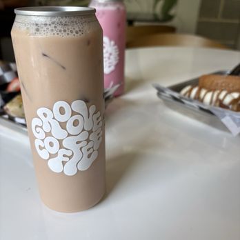 Groove Coffee - Oatmilk Chai Latte - Coffee & Tea Near Me - Murrysville, Pennsylvania Groove Coffee - Oatmilk Chai Latte - Coffee & Tea Near Me - Murrysville, Pennsylvania