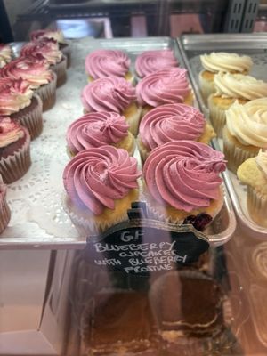 Sweetah's Gluten Free Bake Shop by null