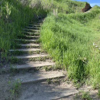 Castlewood Canyon State Park - Lake gulch trail - Parks Near Me - Franktown, Colorado
