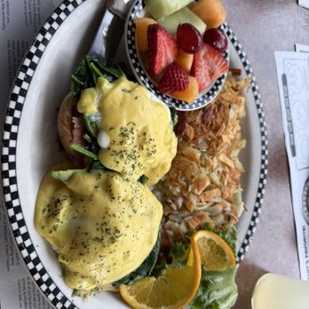 Black Bear Diner Fremont - California Benedict - Diners Near Me - Fremont, California Black Bear Diner Fremont - California Benedict - Diners Near Me - Fremont, California