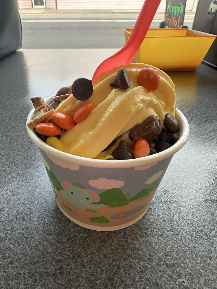 Hoppy's FroYo Logo