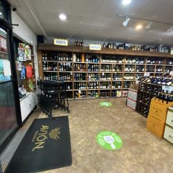 Baldwin's Grapes & Grains - Social distance markers for the line (also plenty of shopping carts for those if needed)