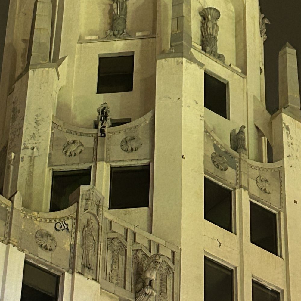 LA Ghosts - Creepy building in Hollywood - Walking Tours Near Me - Los Angeles, California LA Ghosts - Creepy building in Hollywood - Walking Tours Near Me - Los Angeles, California