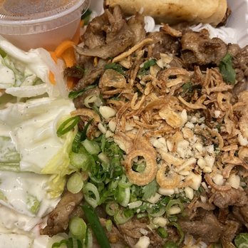 Pho Che - Pork vermicelli- pork was thinly sliced and spring rolls was crispy. Not typical to have Mayo on the salad so that threw us off  a bit. - Vietnamese Near Me - Flushing, New York