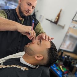 Classic Styles Boca - Eddie giving one of his signature fades with his Eddie, that's a major key