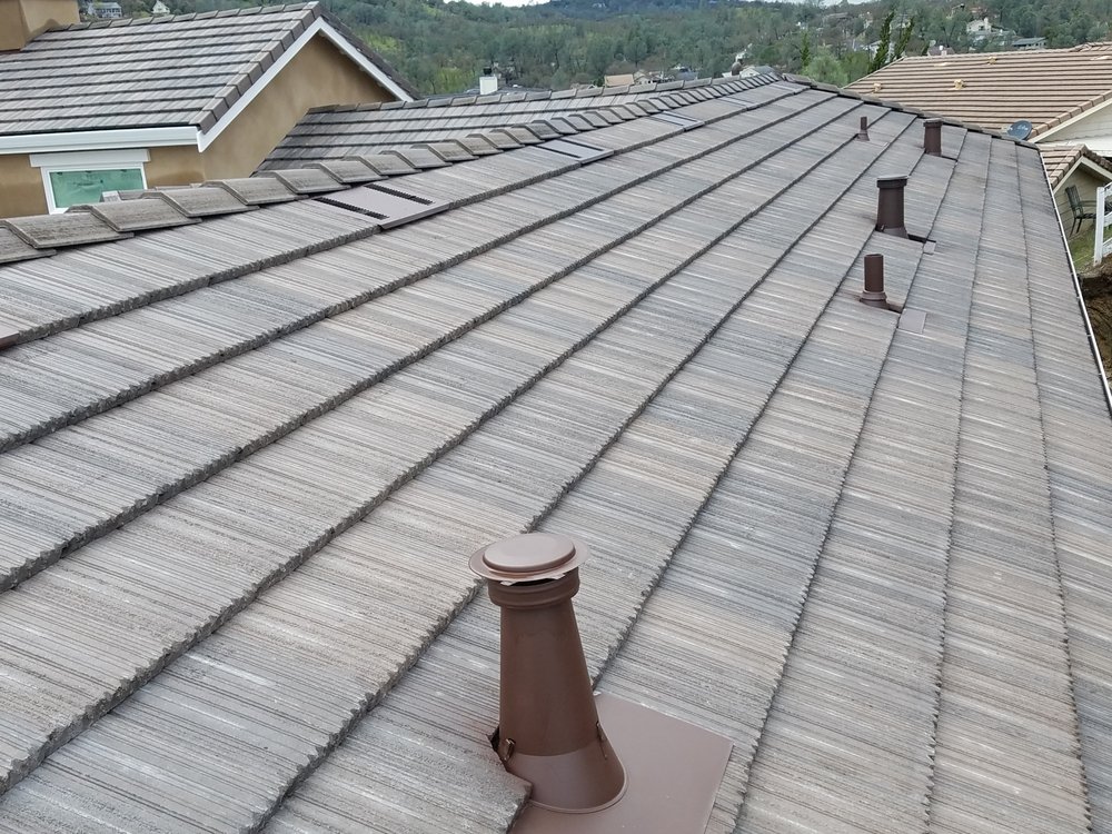 Slide of Trinity Roofing