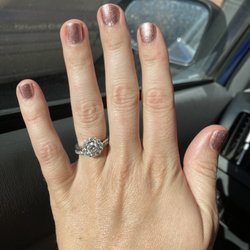 Ms Beauty Salon - Awesome manicure by Jenny