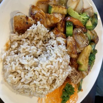 Saki Japanese kitchen  - Lunch Hibachi Chicken - Sushi Bars Near Me - Naples, Florida