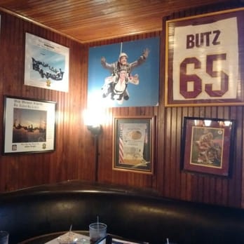 Trident Grill - Nice decorations - Sports Bars Near Me - Tucson, Arizona Trident Grill - Nice decorations - Sports Bars Near Me - Tucson, Arizona