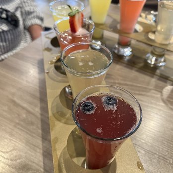 Hash Kitchen - Breakfast & Brunch Near Me - Scottsdale, Arizona