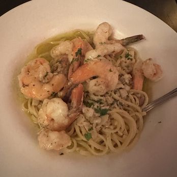 Paisano's Restaurant - Shrimp Scampi - Italian Near Me - Rutherford, New Jersey Paisano's Restaurant - Shrimp Scampi - Italian Near Me - Rutherford, New Jersey
