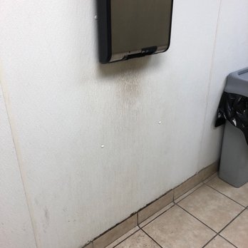 Miller's Landing - Even the walls are dirty. - Tours Near Me - Seward, Alaska