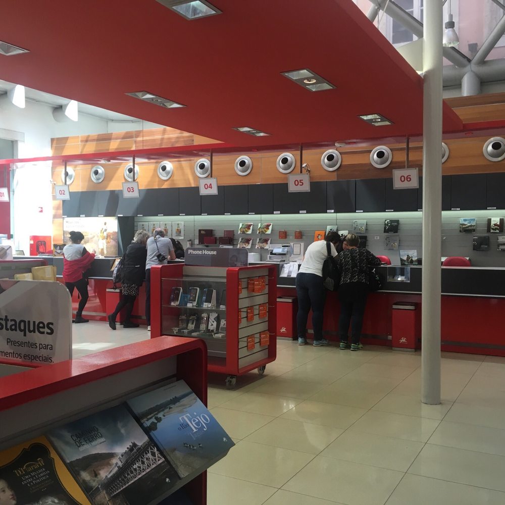 CTT - Restauradores - Inside counter - Post Offices Near Me - Lisbon, 11