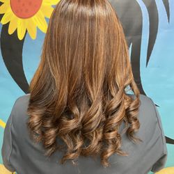 Noemi Dominican Hair Salon