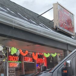 Taqueria Azteca
