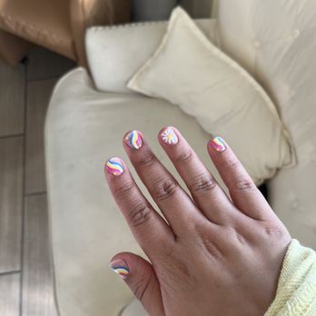 Glamour Nail Spa - Nail Salons Near Me - Renton, Washington
