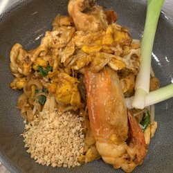 Weera Thai Kitchen - Chinatown
