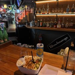 Bowlounge - Cobb salad with grilled chicken