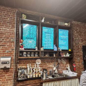 Fresh Pots - Coffee & Tea Near Me - Greenwood, Indiana