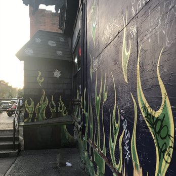Old Pink - Outside - Dive Bars Near Me - Buffalo, New York
