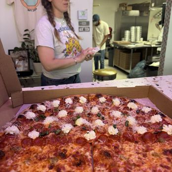 Leonardi’s Pizza - 1/2 Sausage 1/2 Brooklyn pie! The Best! - Pizza Near Me - North Palm Beach, Florida Leonardi’s Pizza - 1/2 Sausage 1/2 Brooklyn pie! The Best! - Pizza Near Me - North Palm Beach, Florida