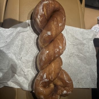 LA-W Donuts - Cinnamon twist - Donuts Near Me - Walker, Louisiana LA-W Donuts - Cinnamon twist - Donuts Near Me - Walker, Louisiana